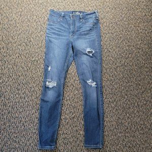 Hollister Distressed High-Rise Jean Leggings Size 5  Waist 27